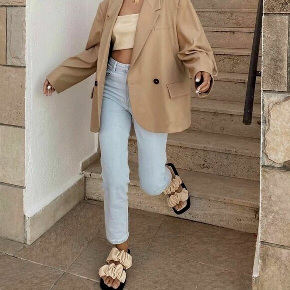 Mango Rufi Leather Ruched Strip Square Toe Sandals in Contrast Cream and Black - Picture 6 of 14